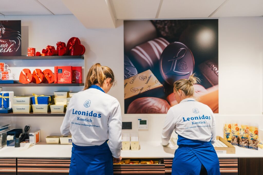 innekegebruers-bedrijfsfotograaf-kontich-leonidas-contentfotoshoot-13-min